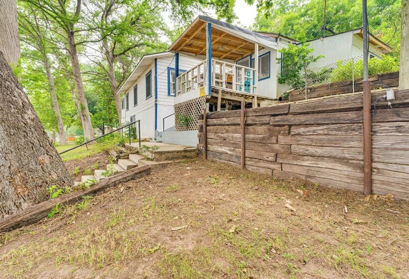 Lakefront Cottage In Clear Springs W/ Deck & Patio