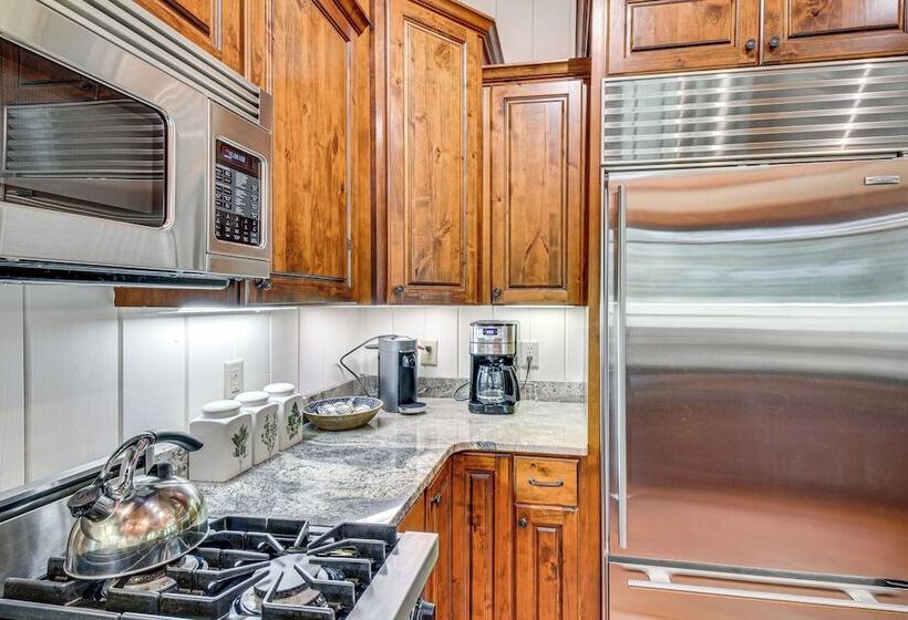 Luxe Trillium Home W/ Fire Pit, 5 Mi To Cashiers