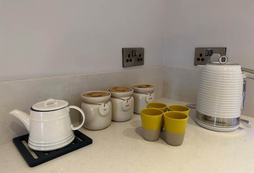 Luxury Northumberland Cottage Near Beach Sleeps 8