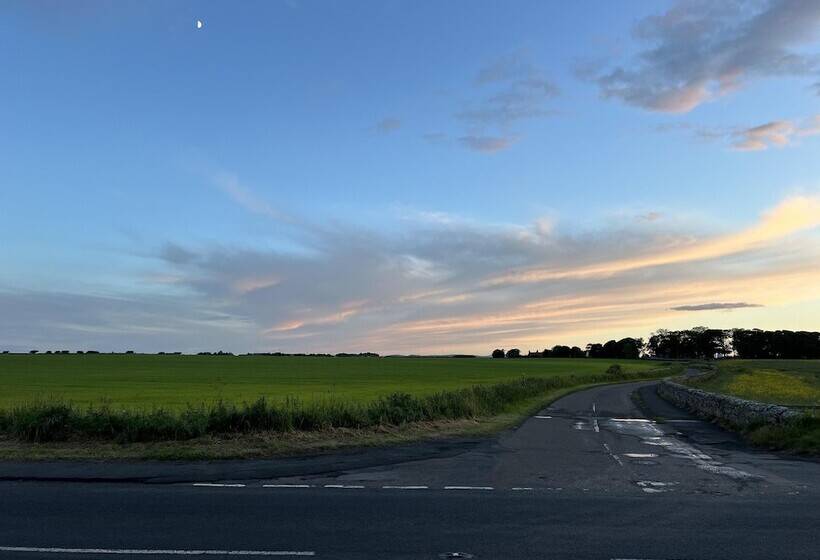 Luxury Northumberland Cottage Near Beach Sleeps 8