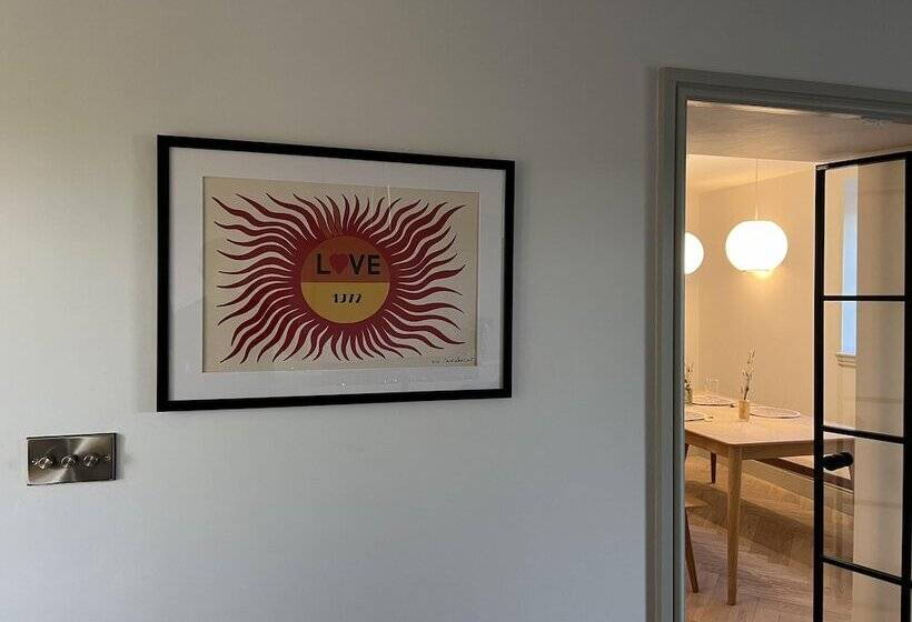 Luxury Northumberland Cottage Near Beach Sleeps 8