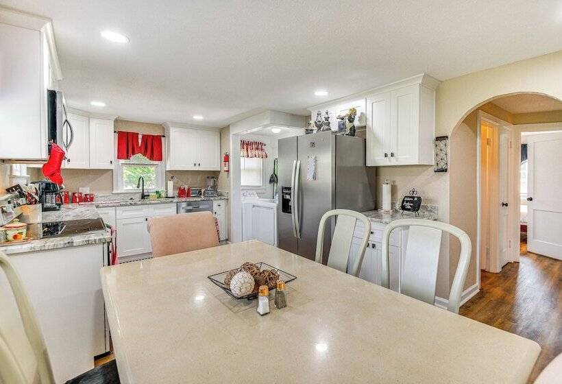 Modern Cape Charles Home: 1 Mi To Kiptopeke Beach!