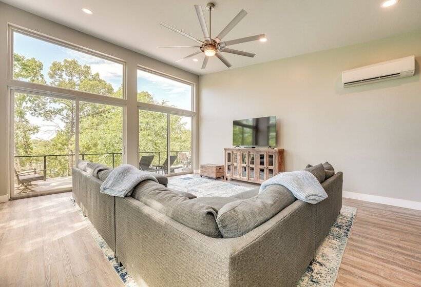 Modern Table Rock Lake Retreat W/ Deck & Views!