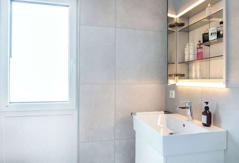 Moonliving Boutique Apartments