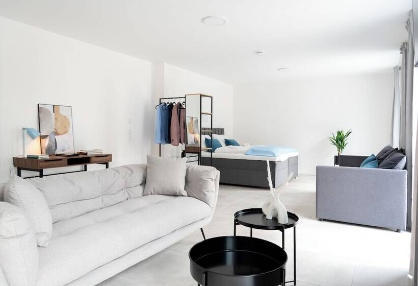 Moonliving Boutique Apartments