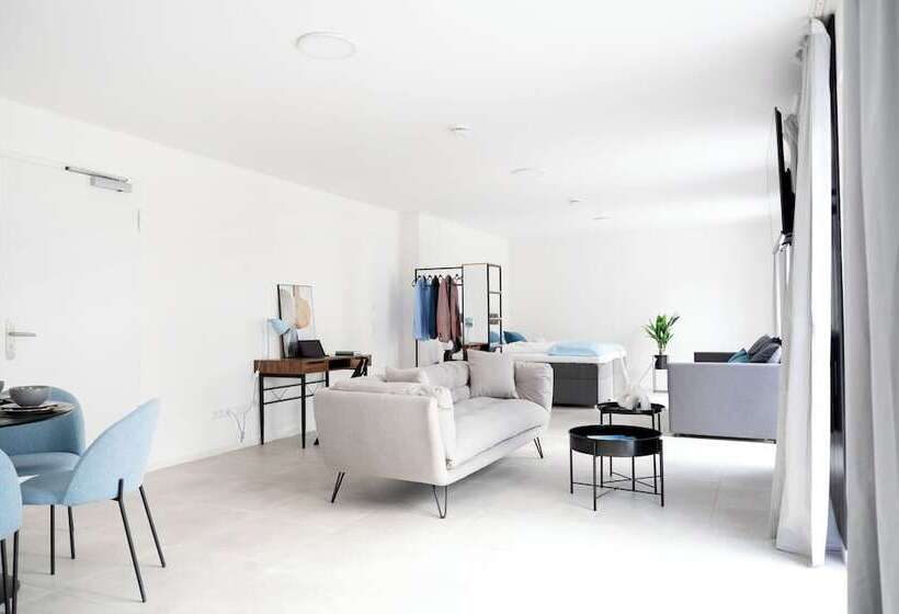 Moonliving Boutique Apartments