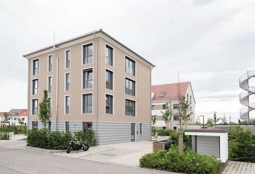 Moonliving Boutique Apartments