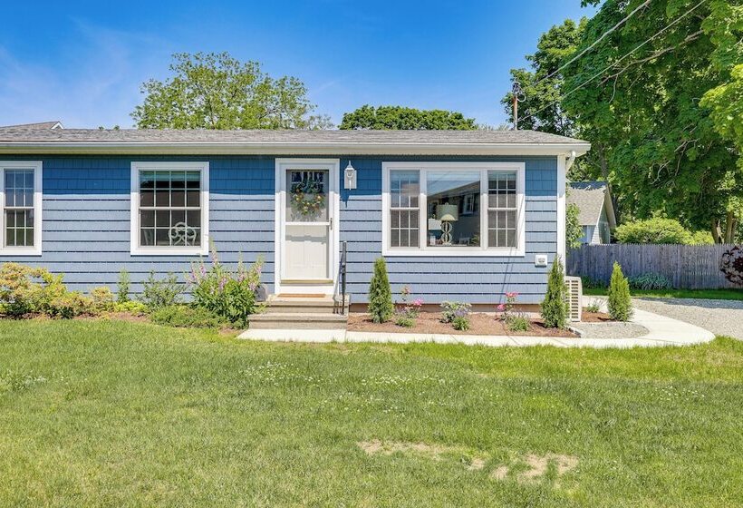 Old Saybrook Home W/ Screened Porch & Ocean View!
