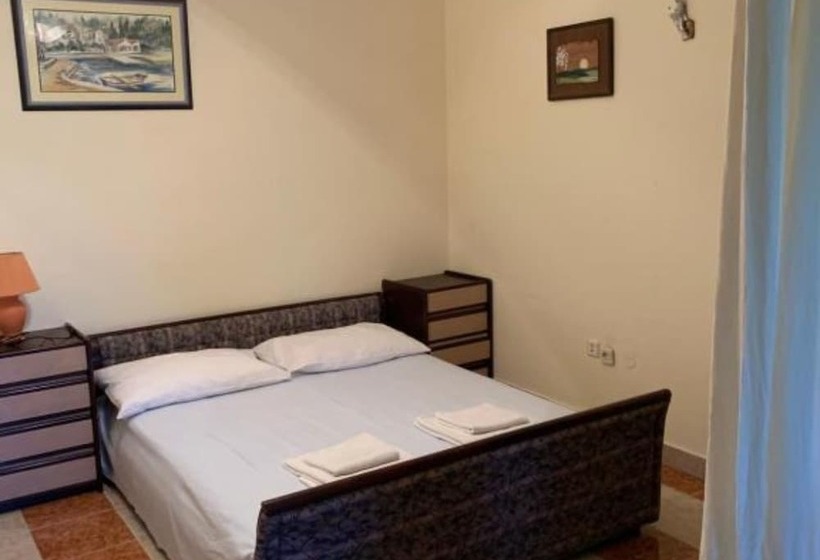 بنسيون Apartments Ata