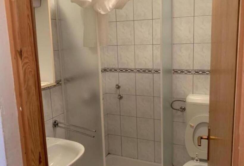 بنسيون Apartments Ata