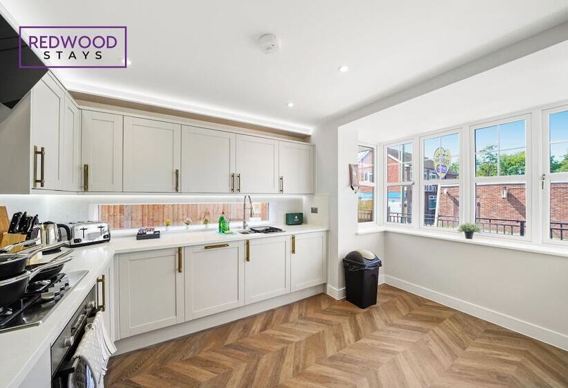 膳宿费 Cove Road Houses By Redwood Stays