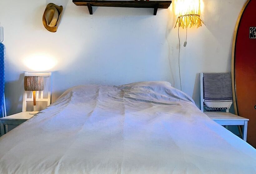 بنسيون Guest House Folk Inn