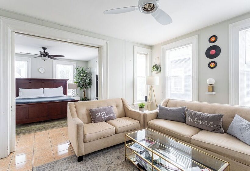 펜션 Linwood Whole House