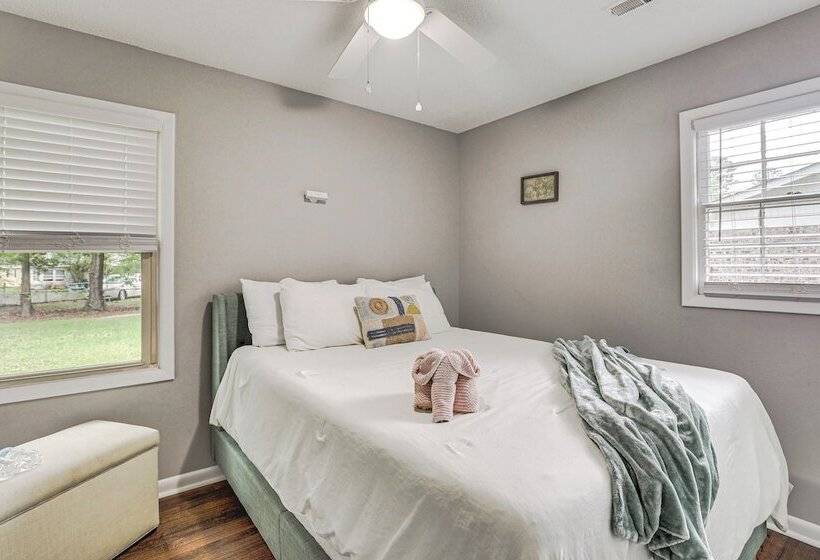 Pet Friendly Goose Creek Home: 19 Mi To Charleston
