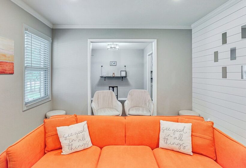 Pet Friendly Goose Creek Home: 19 Mi To Charleston