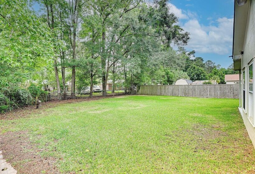 Pet Friendly Goose Creek Home: 19 Mi To Charleston