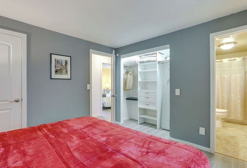 Pet Friendly Sammamish Home W/ Deck ~ 3 Mi To Lake