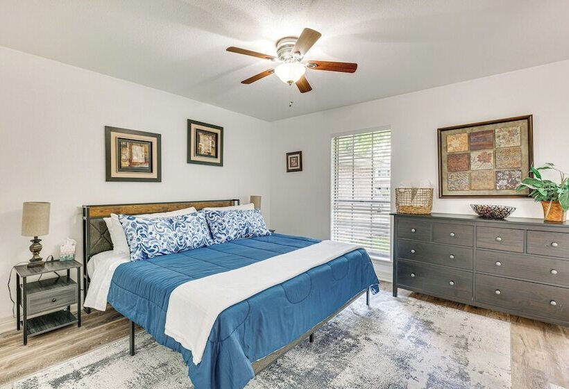 Pet Friendly Spring Home W/ Private Pool & Hot Tub