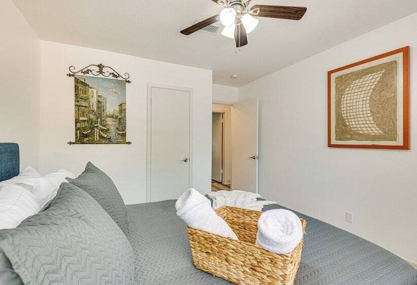 Pet Friendly Spring Home W/ Private Pool & Hot Tub