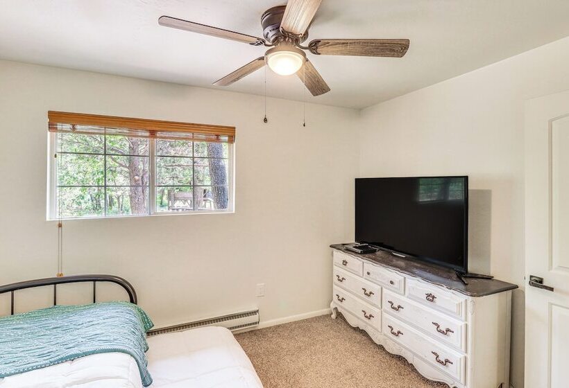 4 Mi To Rainbow Lake: Pinetop Lakeside Cabin