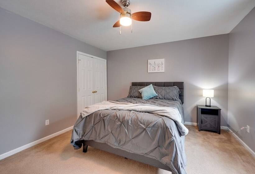 1 Mi To Lakes: Family Pocono Home W/ Fire Pits!