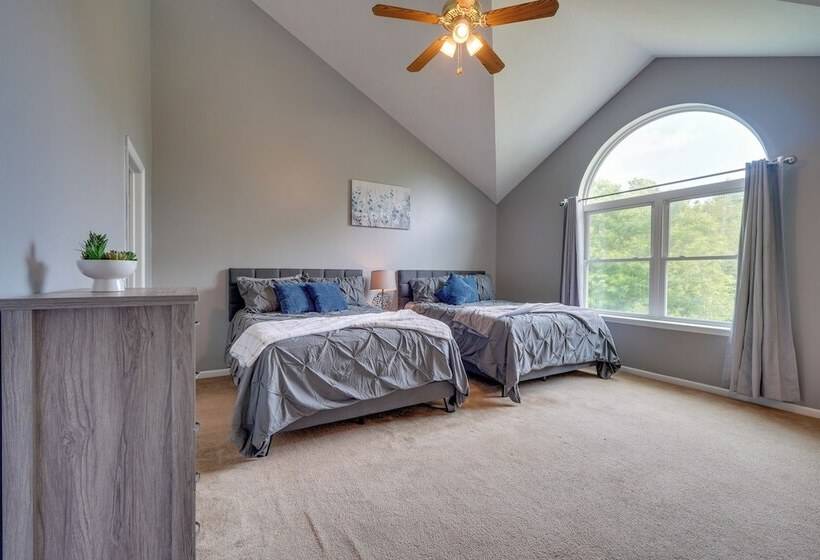 1 Mi To Lakes: Family Pocono Home W/ Fire Pits!