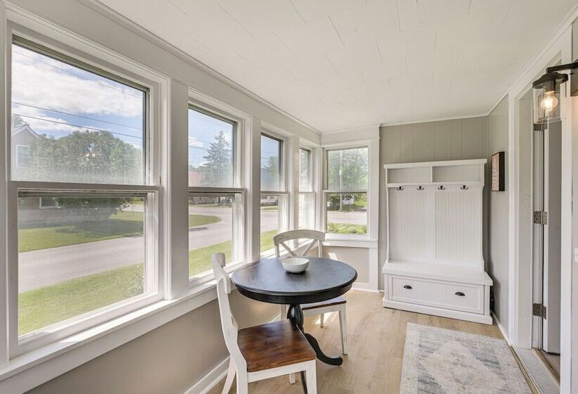 Presque Isle Home W/ Screened Porch Near River!