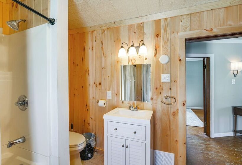 Presque Isle Home W/ Screened Porch Near River!