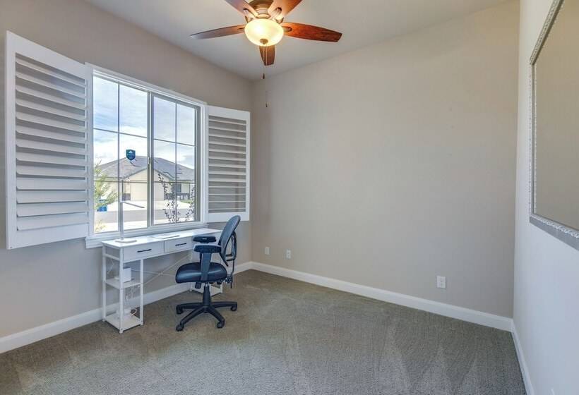 Private Redding Home W/ Pool & Mountain Views