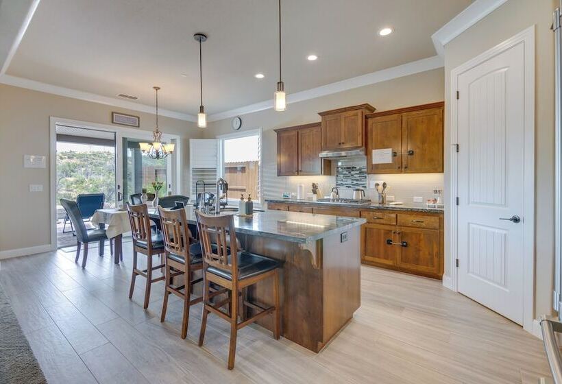 Private Redding Home W/ Pool & Mountain Views