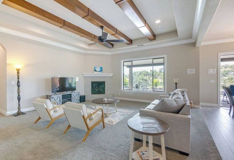 Private Redding Home W/ Pool & Mountain Views