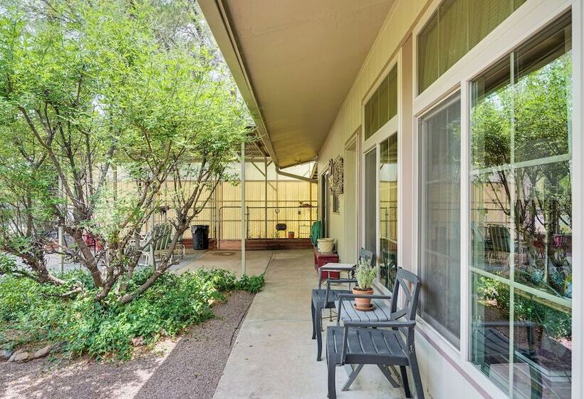 Quiet Home W/ Garden ~ 7 Mi To Patagonia Lake!