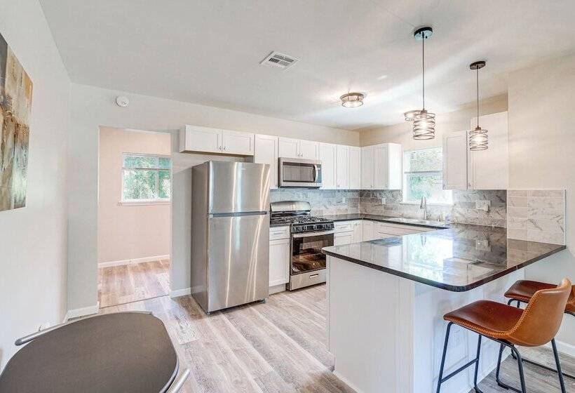 Remodeled Tulsa House W/ Yard ~ 4 Mi To Downtown!