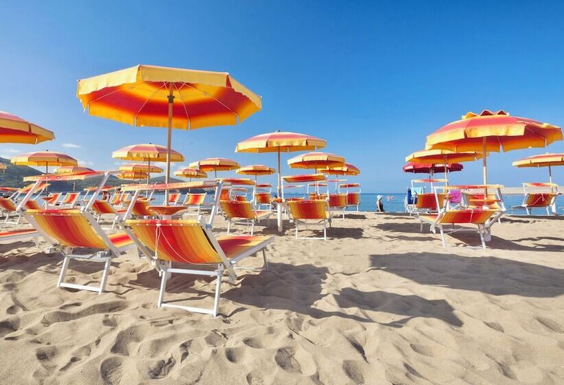 Residence With Private Beach In Bosa Marina Just 100 Meters From The Sea