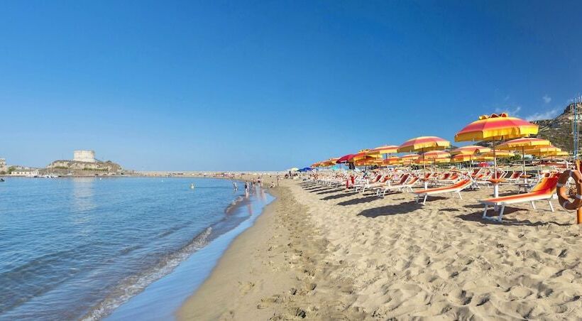 Residence With Private Beach In Bosa Marina Just 100 Meters From The Sea