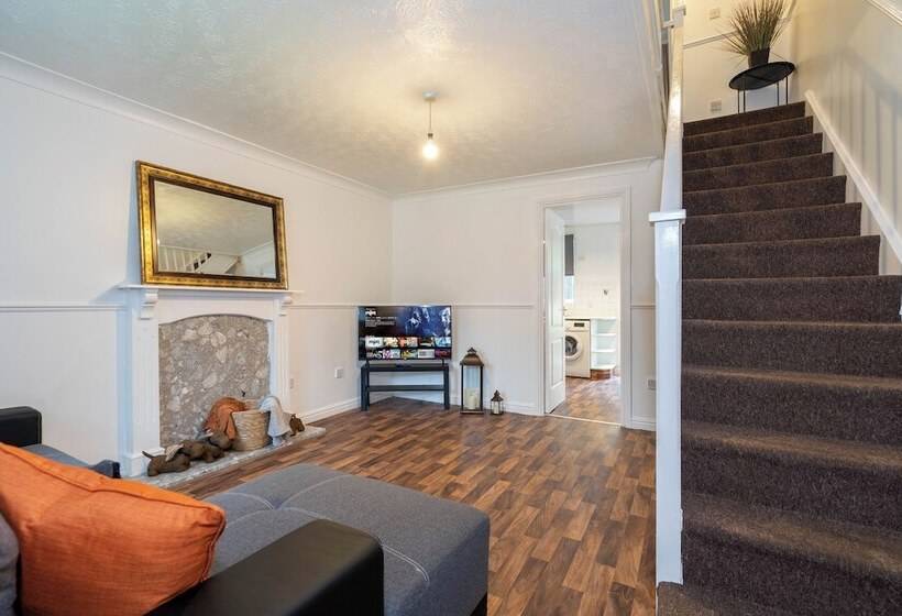 דירת נופש 2 Bed House In Digbeth/parking/families/contractor