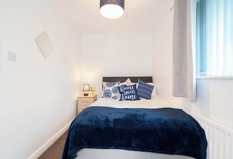 דירת נופש 2 Bed House In Digbeth/parking/families/contractor