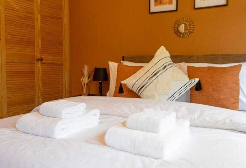 Резиденция Charming Frome Retreat With 4 Bedrooms