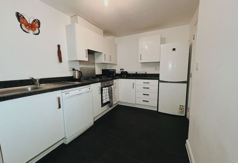 Residens Cozy Windmill House In Smethwick