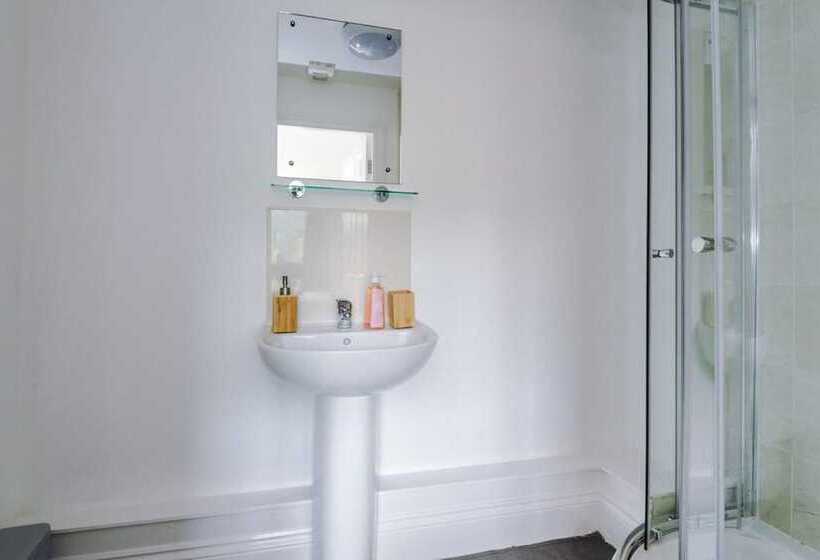 レジデンス Lovely 4 Bed/ Monthly Discount/ Bottle