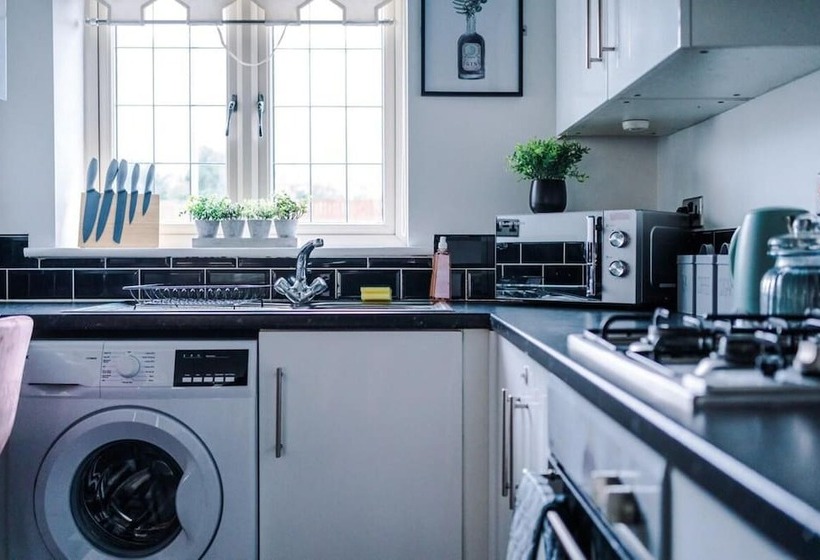 レジデンス Lovely 4 Bed/ Monthly Discount/ Bottle