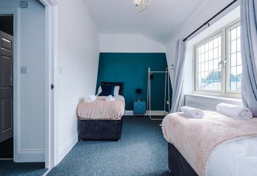 レジデンス Lovely 4 Bed/ Monthly Discount/ Bottle