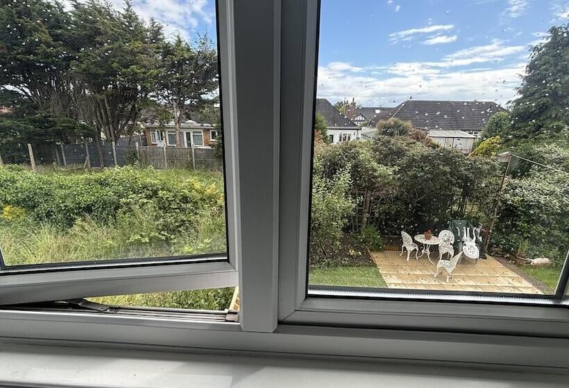 レジデンス Romford Cozy Retreat