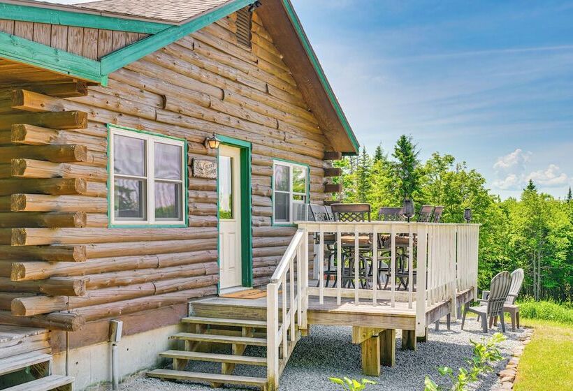 Rustic Cabin In West Danville W/ Deck & Fire Pit!
