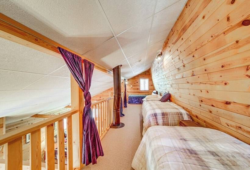 Hike & Atv: Secluded Happy Jack Cabin W/ Deck