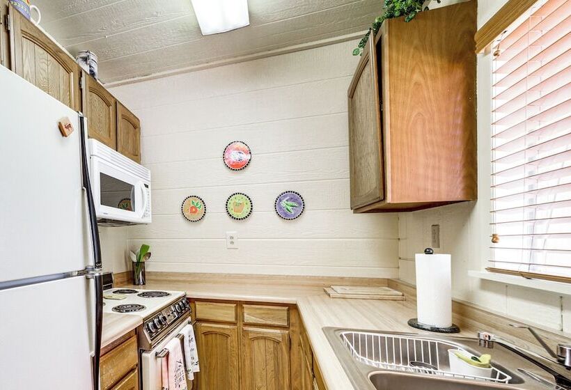 Hike & Atv: Secluded Happy Jack Cabin W/ Deck