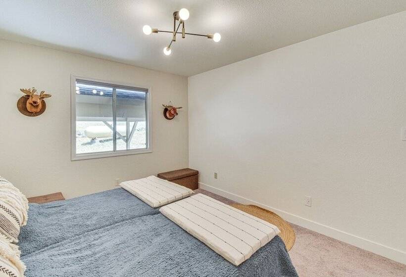 Serene Groveland House W/ Fire Pit + Lake Access!