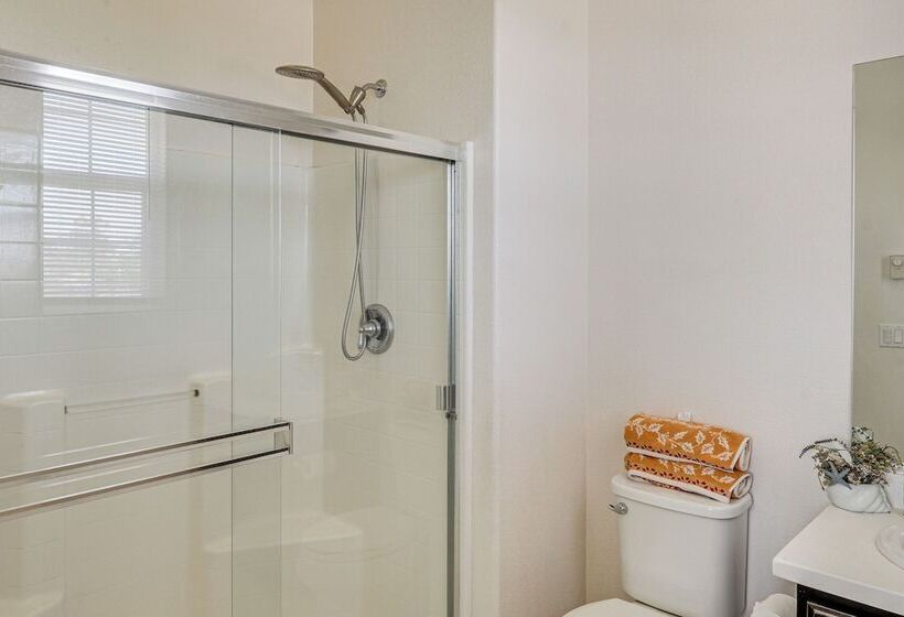 Rio Bravo Country Club Home In Bakersfield W/ Pool