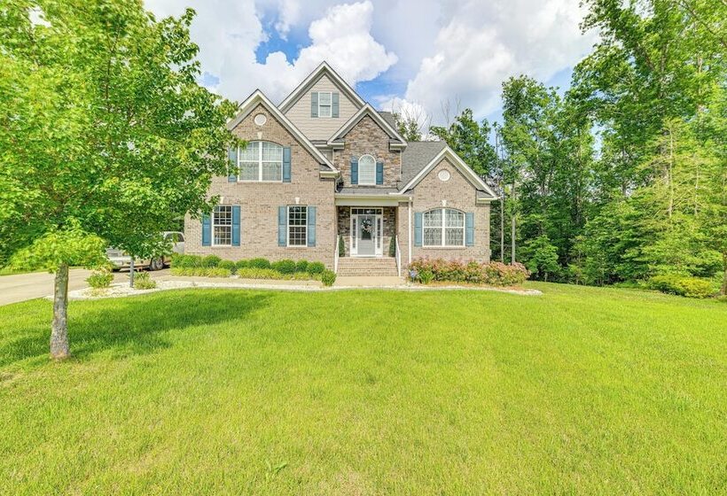 Spacious Chester Home Near Pocahontas State Park!