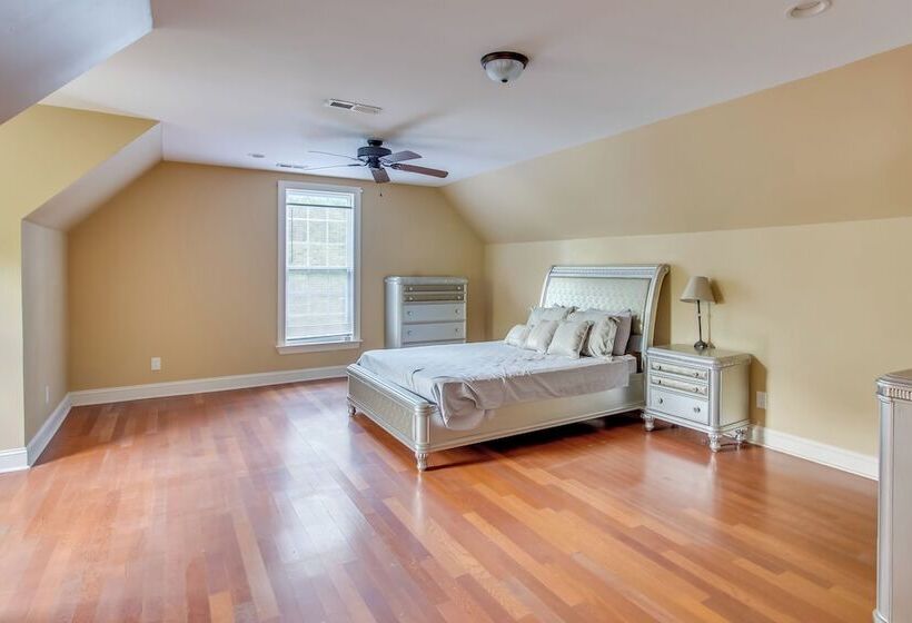 < 1/8 Mi To Boat Ramp: Family Home In Conway